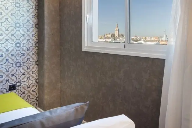 Premium Tek Büyük Yataklı Oda, Şehir Manzaralı