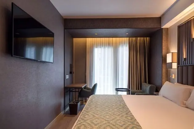 Superior Tek Büyük Yataklı Oda