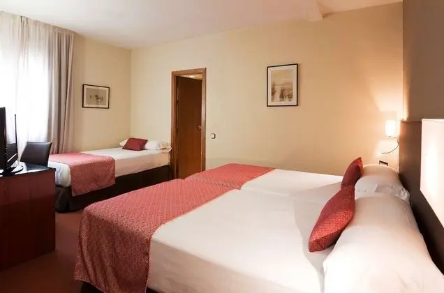 Üç Kişilik Oda (2 adults + 1 children)