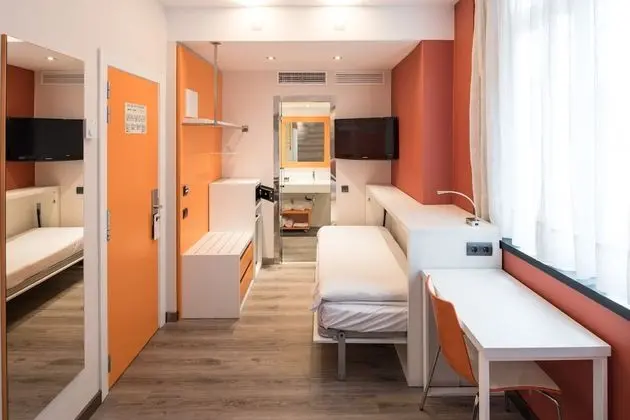 Üç Kişilik Oda (2 adults + 1 children)