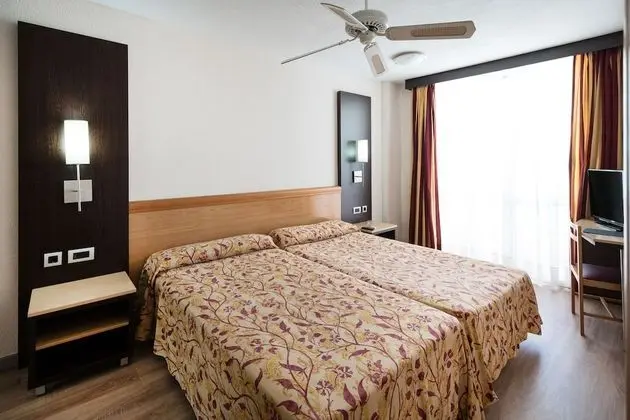 Üç Kişilik Oda (2 adults + 1 children)