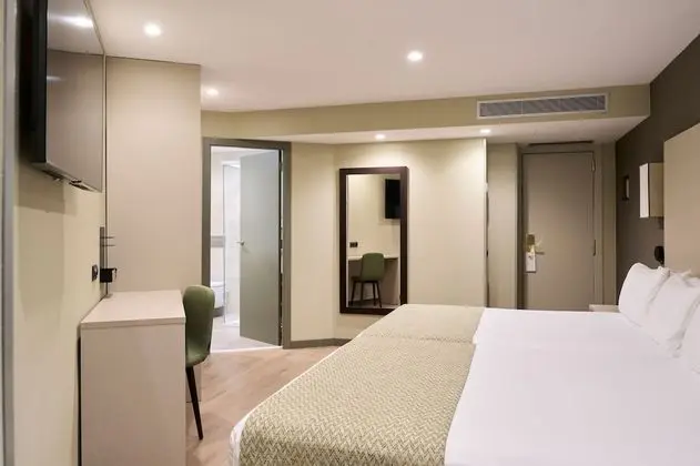 Family Oda (4 adults)