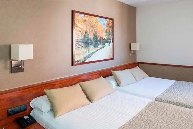 Family Oda (4 adults)