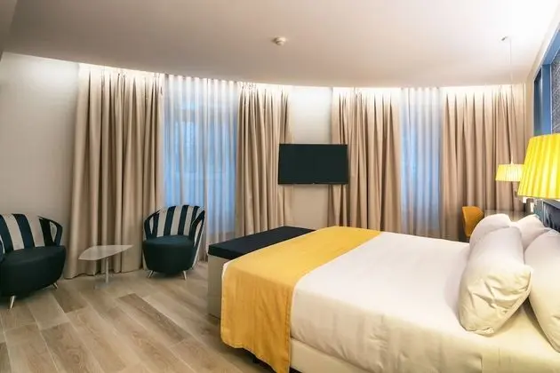 Deluxe Büyük Yataklı Tek Kişilik Oda