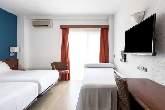 Üç Kişilik Oda (2 adults + 1 children)