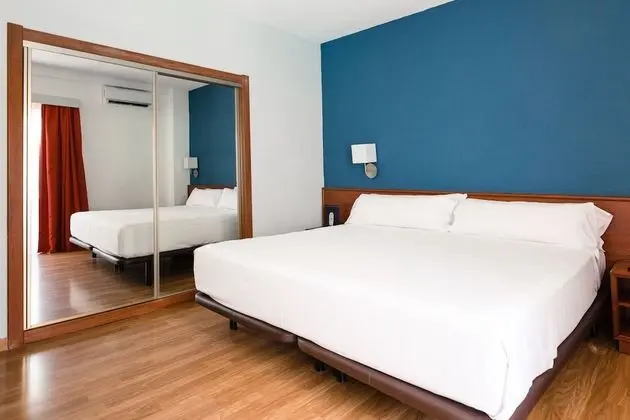 Üç Kişilik Oda (2 adults + 1 children)