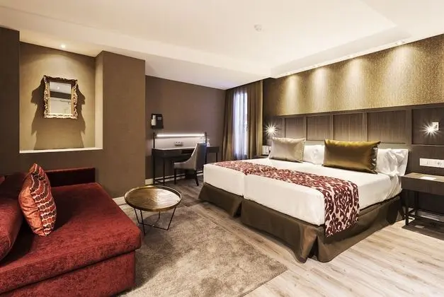 Deluxe Üç Kişilik Oda (3 adults)