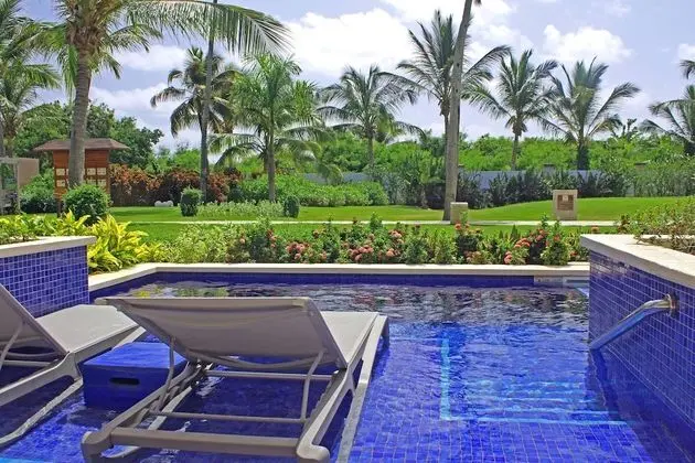 Privileged Deluxe & Swimming Pool