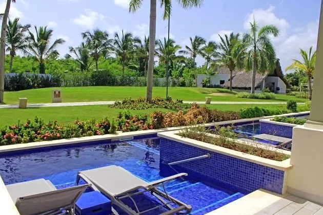 Privileged Deluxe & Swimming Pool