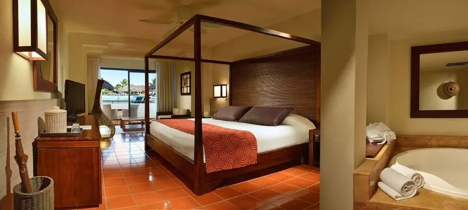 Superior Junior Suite