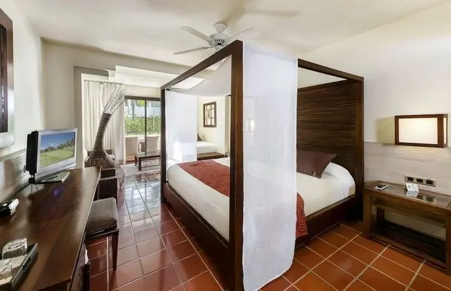 Superior Junior Suite