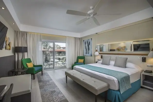 Deluxe Junior Suite Room