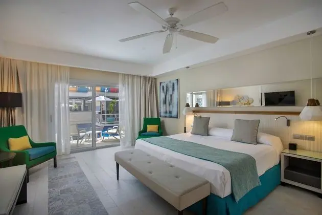 Deluxe Junior Suite Room