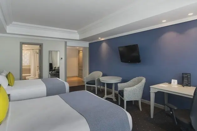 Junior Suite Ocean View Triple Use