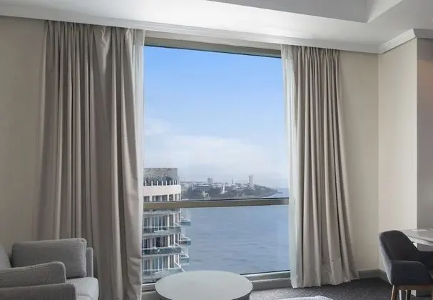 Junior Suite Ocean View Triple Use