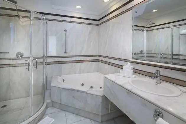 Master Suite Ocean Front Single Use