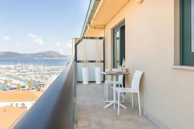 Junior Süit, Balkon, Koy Manzaralı