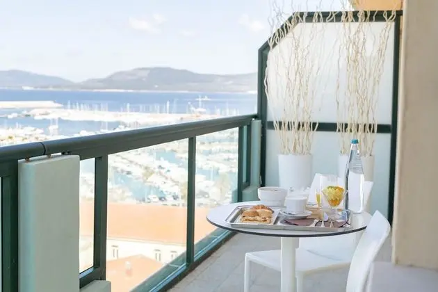 Junior Süit, Balkon, Koy Manzaralı