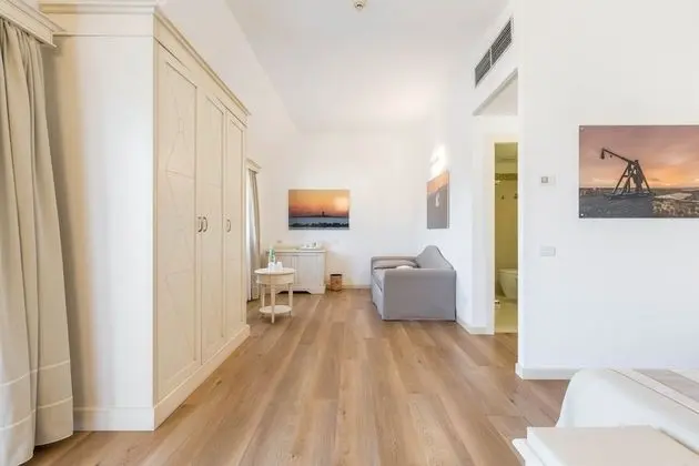 Tek Büyük Yataklı Oda, Balkon