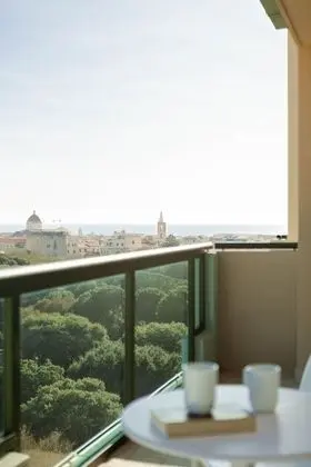 Tek Büyük Yataklı Oda, Balkon