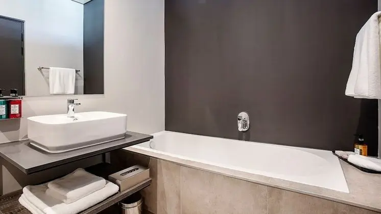 One Bedroom Apartment