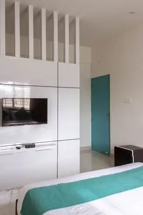 Luxury Tek Büyük veya İki Ayrı Yataklı Oda