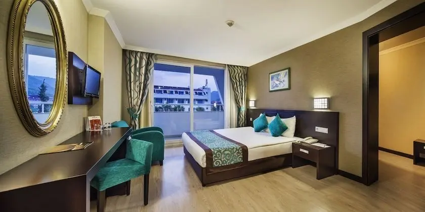 Standard Tek Kişilik Oda (Sea or Mountain View)