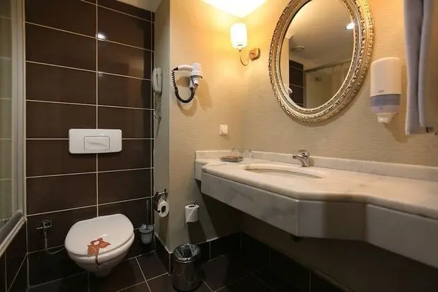 Standard Üç Kişilik Oda (Mountain or Sea View)