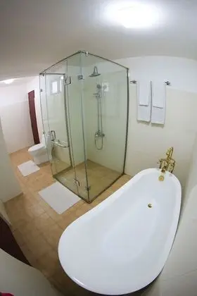 Standard Tek Büyük Yataklı Oda, 1 Yatak Odası, Havuz Manzaralı