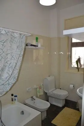 Dört Kişilik Oda, Özel Banyo