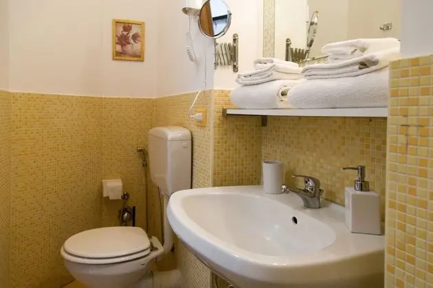 Basic Oda, 2 Tek Kişilik Yatak, Şehir Manzaralı