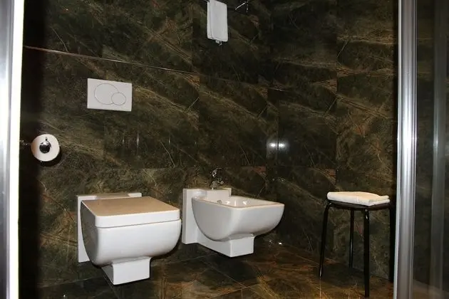Superior Tek Büyük Yataklı Oda, 1 Çift Kişilik veya 2 Tek Kişilik Yatak (Free Airport Shuttle)