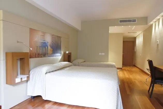 Superior Üç Kişilik Oda, Balkon