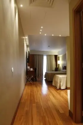 Superior Üç Kişilik Oda, Balkon