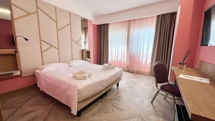 Superior Tek Büyük veya İki Ayrı Yataklı Oda, 1 Çift Kişilik Yatak