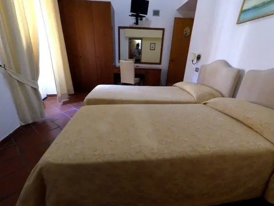 İki Ayrı Yataklı Oda