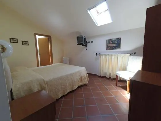 Tek Büyük Yataklı Oda