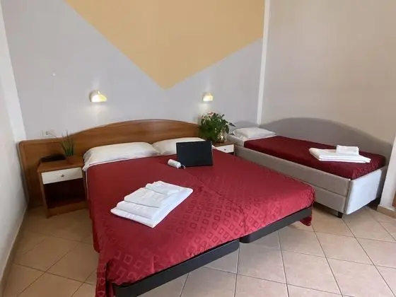 Dört Kişilik Oda