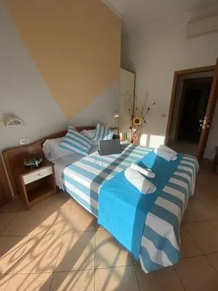 Tek Büyük veya İki Ayrı Yataklı Oda