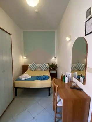 Tek Büyük Yataklı Oda (Small)