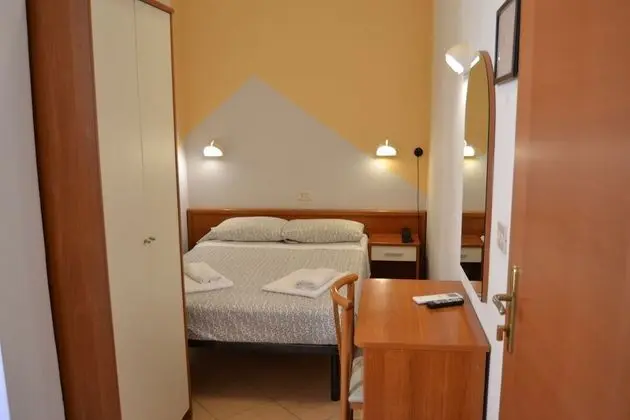 Tek Büyük Yataklı Oda (Small)