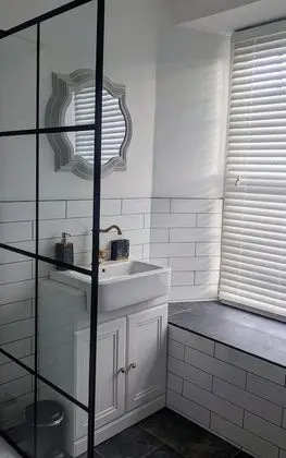 Luxury Süit, Banyolu/Duşlu