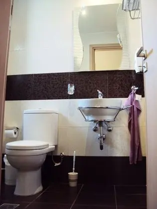 Tek Büyük veya İki Ayrı Yataklı Oda, Balkon