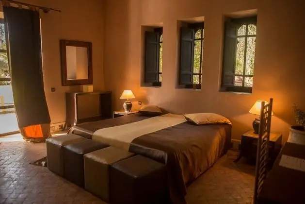 Luxury Tek Büyük Yataklı Oda