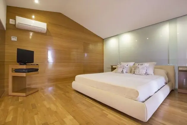 Villa, 6 Yatak Odası, Kişiye Özel Havuzlu