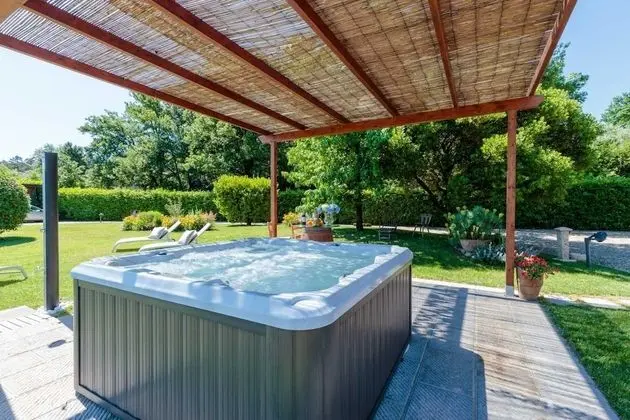 Villa, Sigara İçilebilir