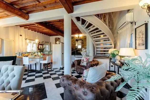 Villa, Sigara İçilebilir