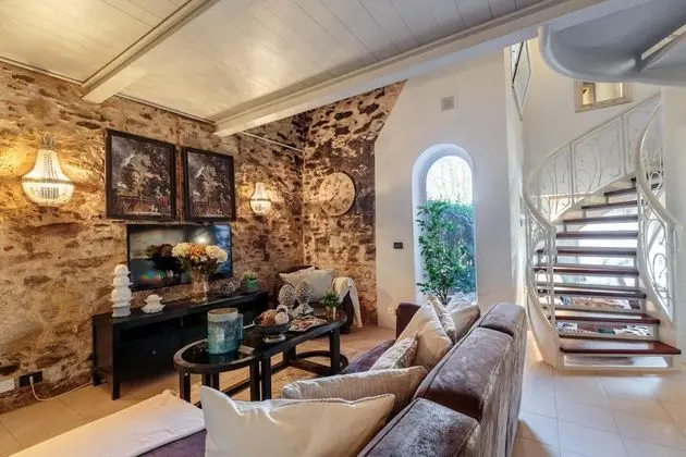 Villa, Sigara İçilebilir