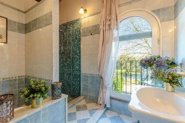 Villa, Sigara İçilebilir