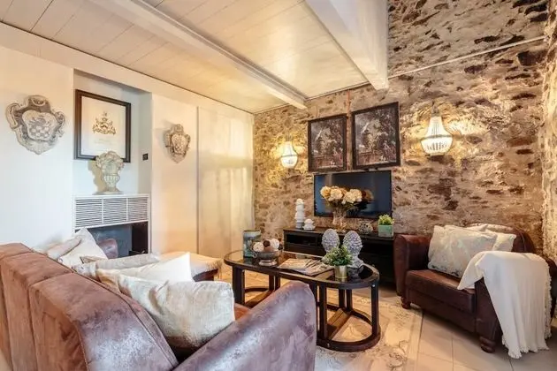 Villa, Sigara İçilebilir